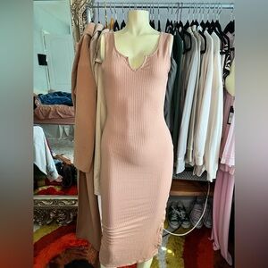 Heart Hips Ribbed Notch-Neck Midi Dress in Blush Pink